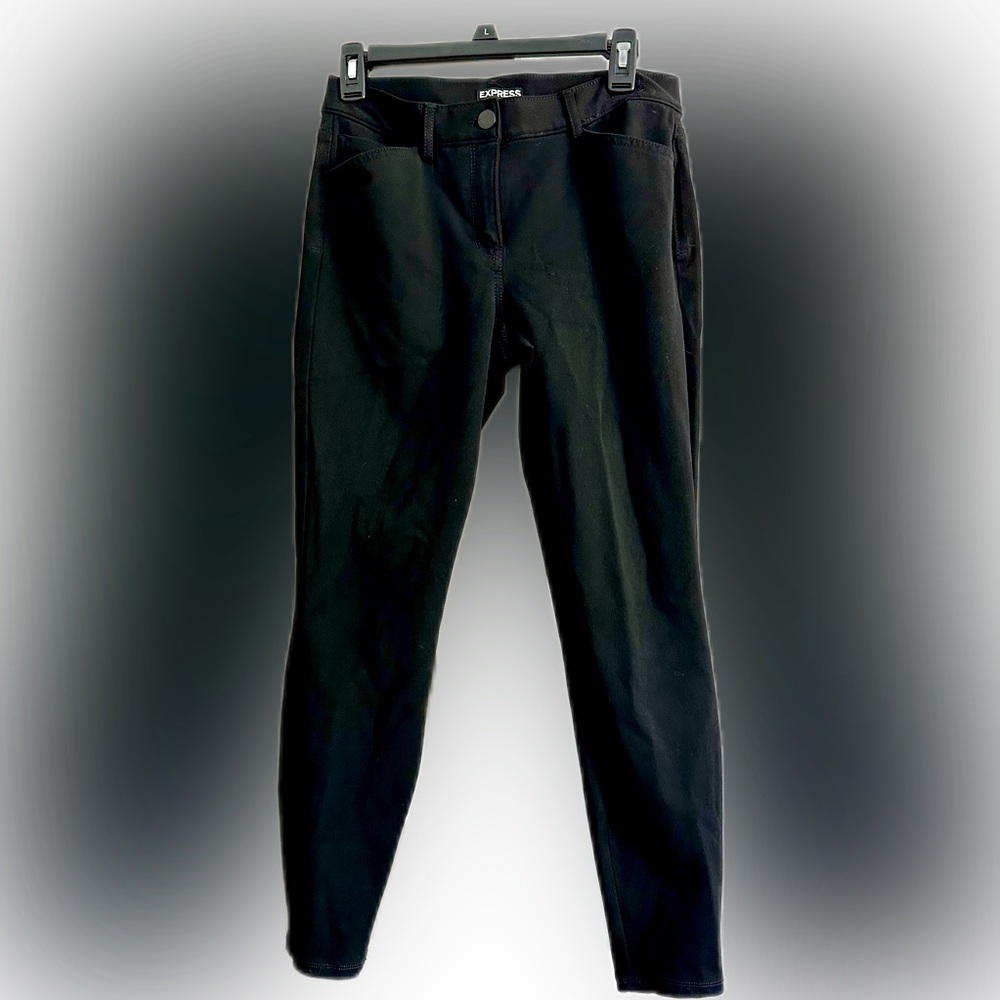 Woman’s black jeggings from Express size 6R